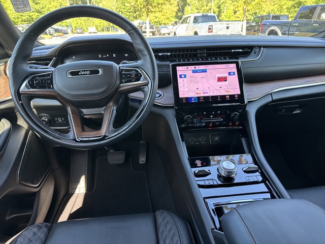 Certified 2025 Jeep Grand Cherokee L Summit AWD/4WD image 28