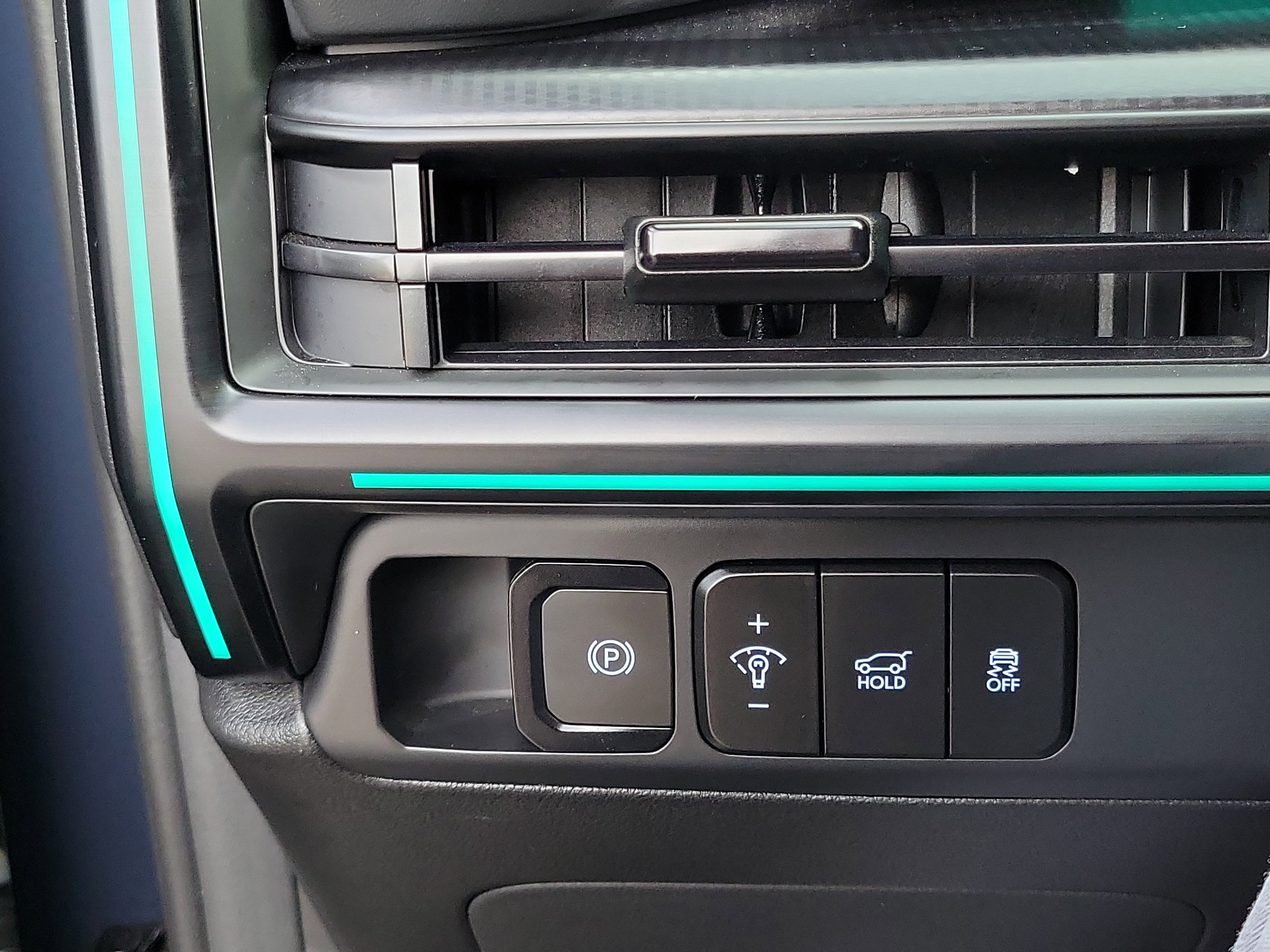 Certified 2025 Hyundai Santa Fe Calligraphy image 18