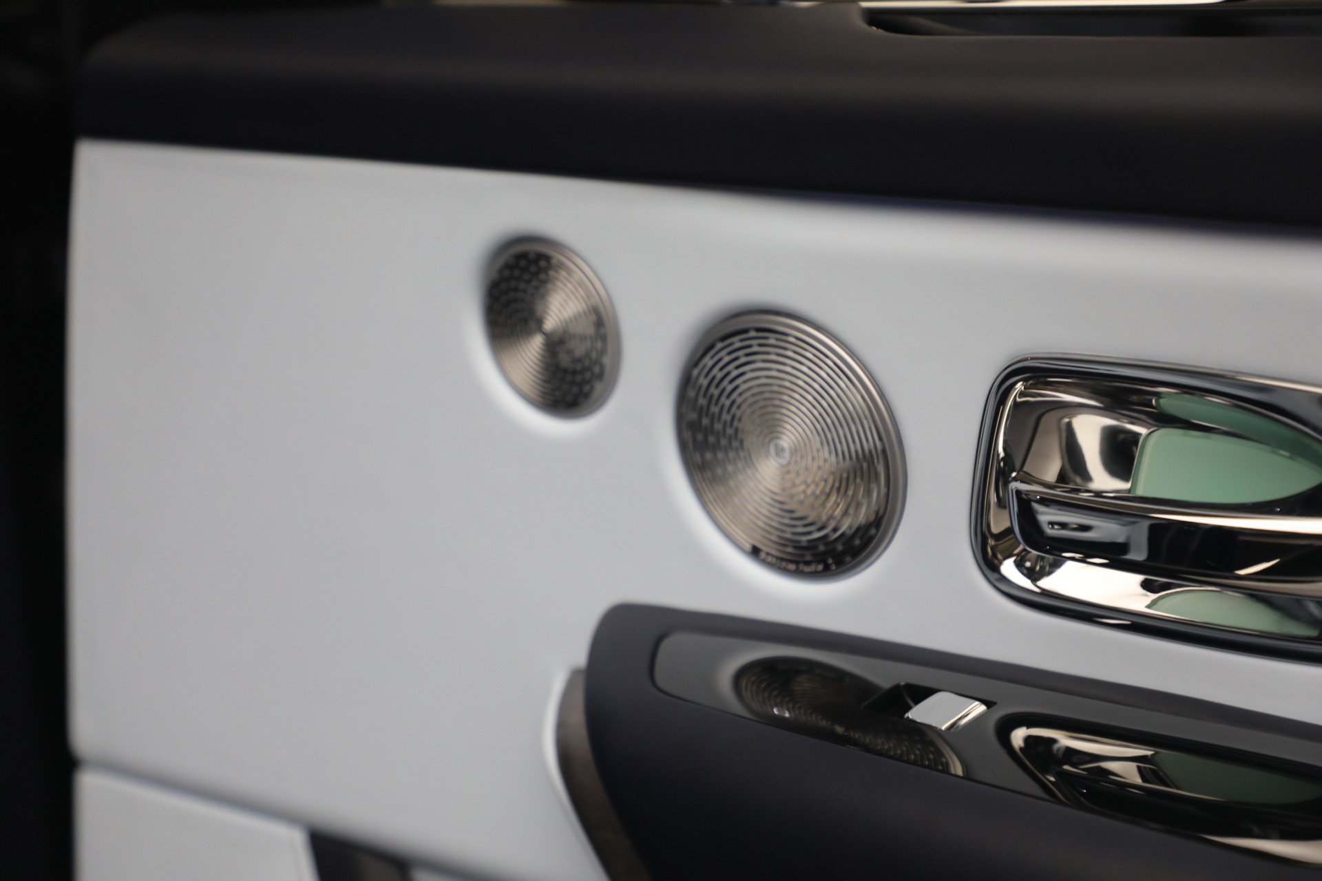 Certified 2025 Rolls-Royce Cullinan AWD/4WD image 29