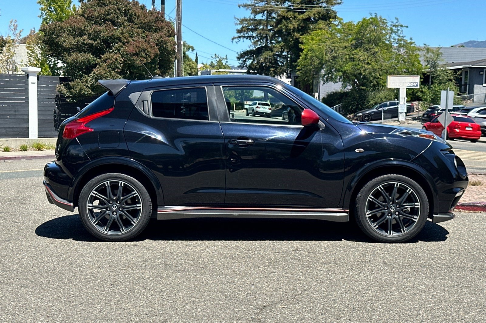 Used 2013 Nissan Juke NISMO AWD/4WD image 8