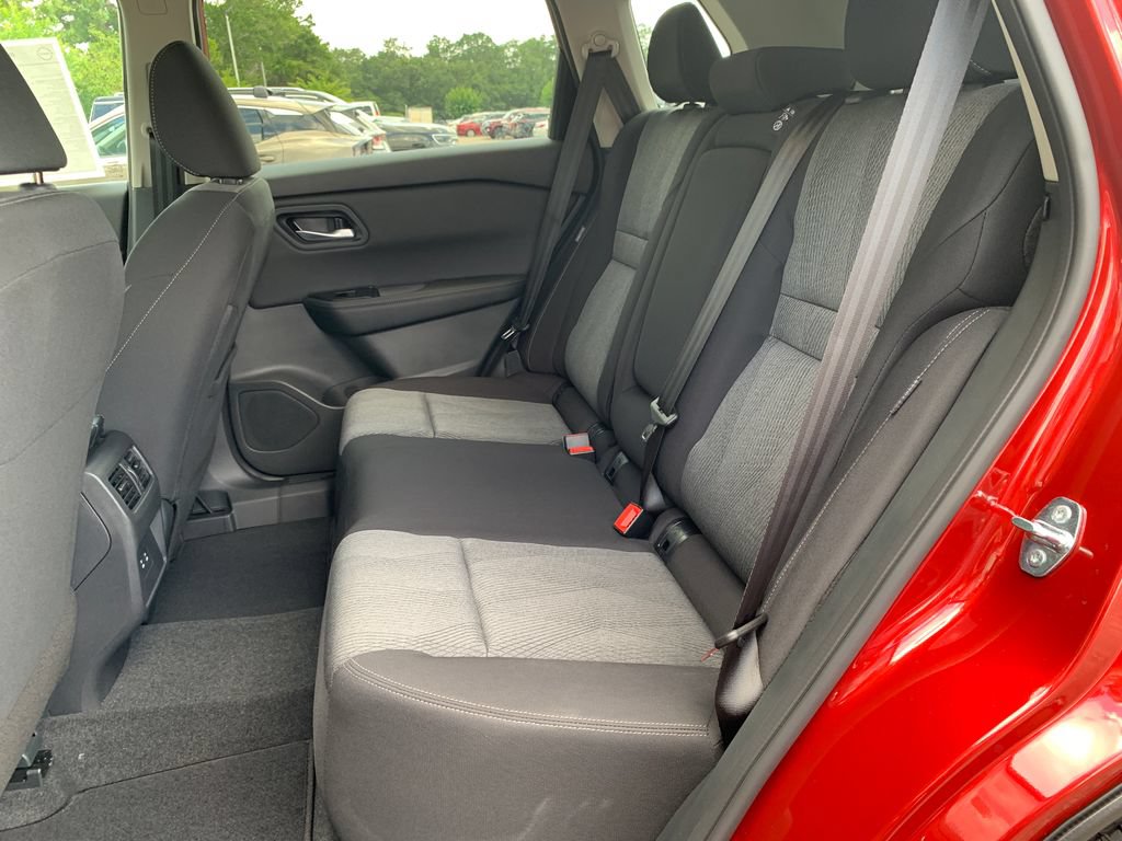 New 2026 Nissan Rogue SV FWD image 18
