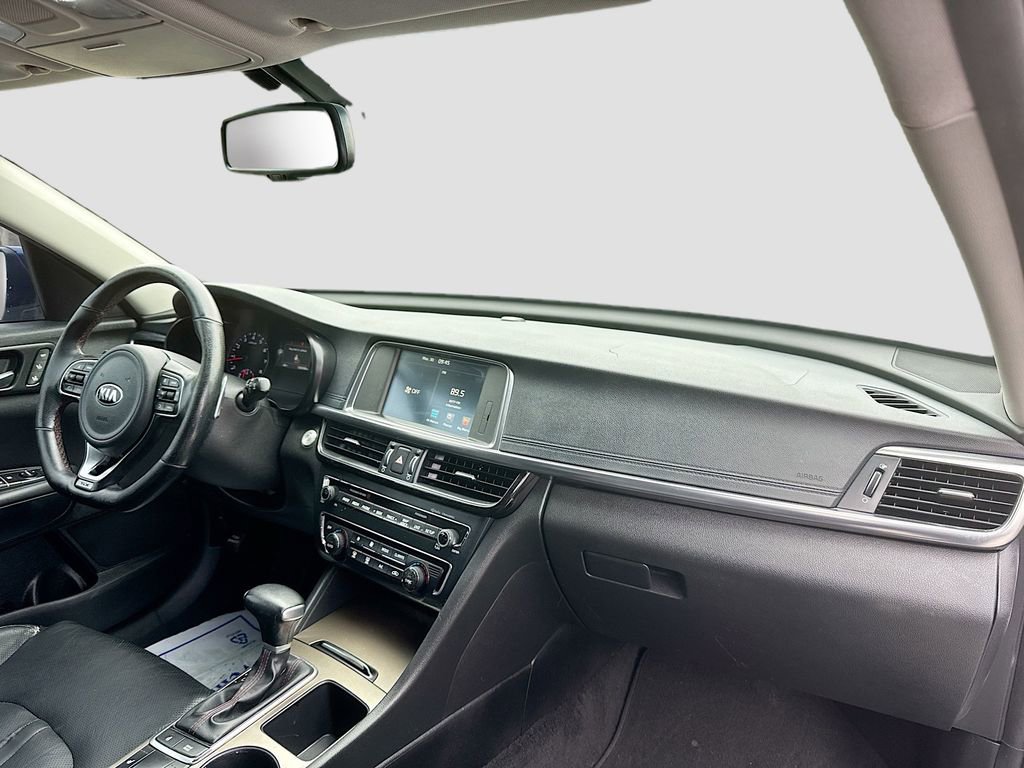 Used 2017 Kia Optima SX image 28