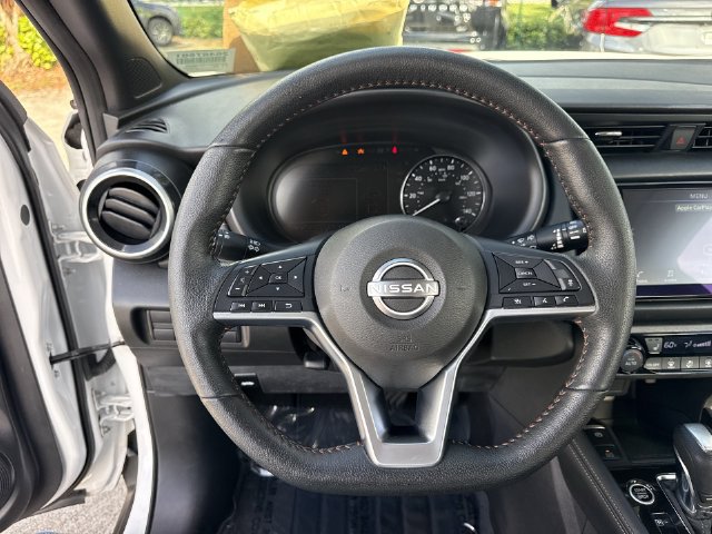 Used 2024 Nissan Kicks SR w/ SR Premium Package FWD image 14