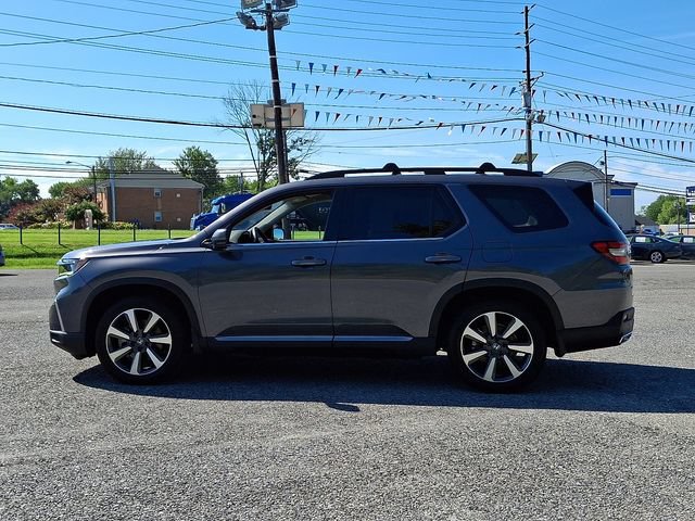 Certified 2023 Honda Pilot Touring image 9