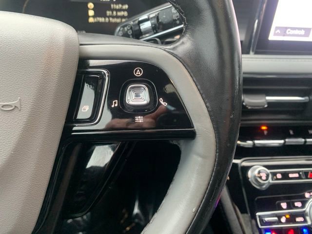 Used 2022 Lincoln Corsair Reserve w/ Equipment Group 201A image 23