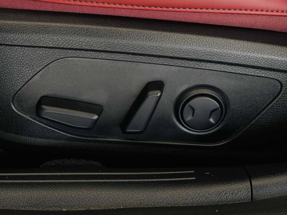 Used 2026 Kia K5 GT-Line w/ GT-Line Red Interior Package AWD/4WD image 31