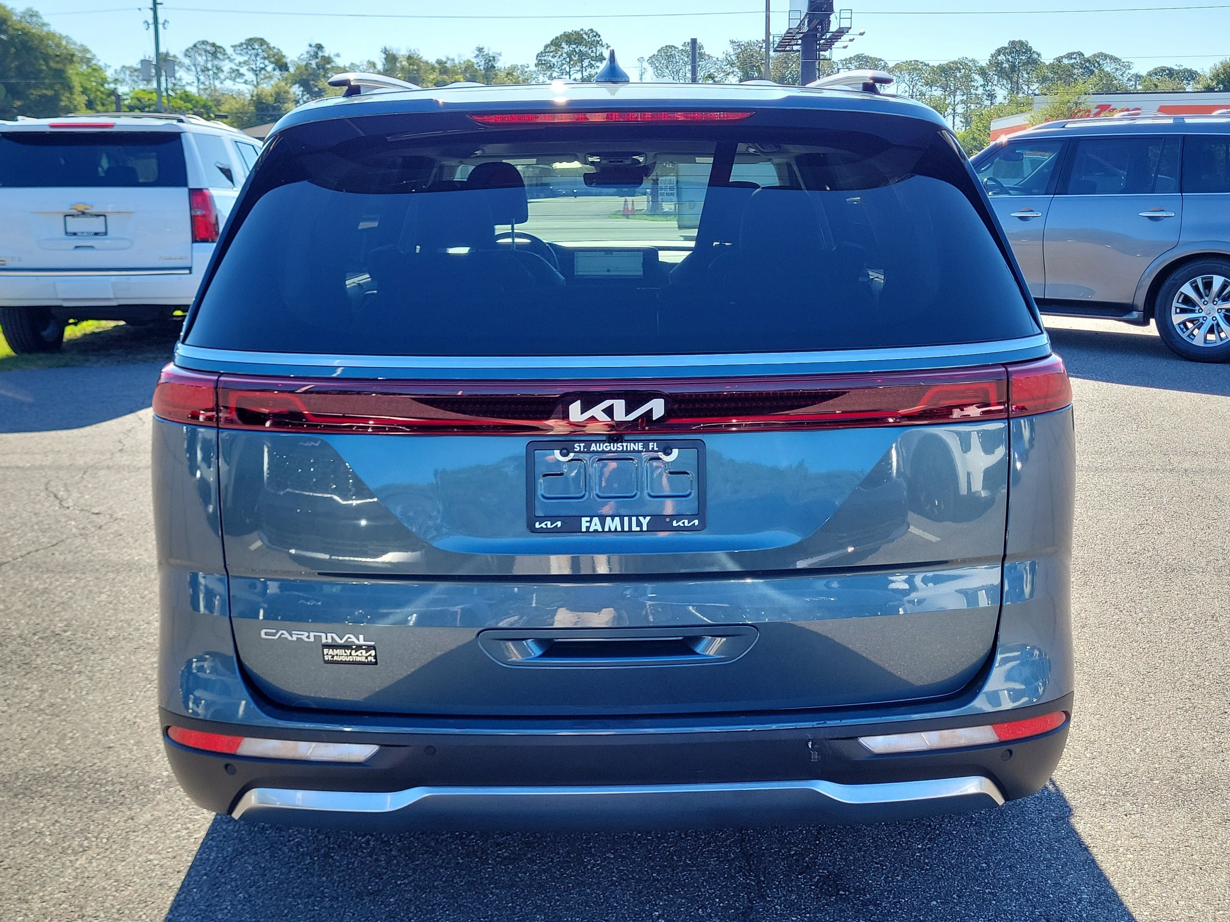 Certified 2024 Kia Carnival SX Prestige FWD image 5