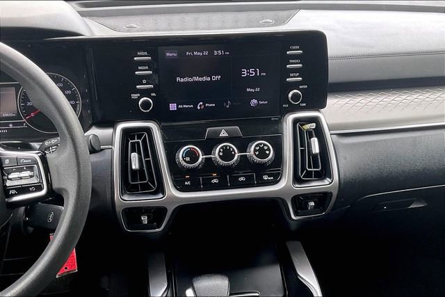 Used 2021 Kia Sorento LX FWD image 6