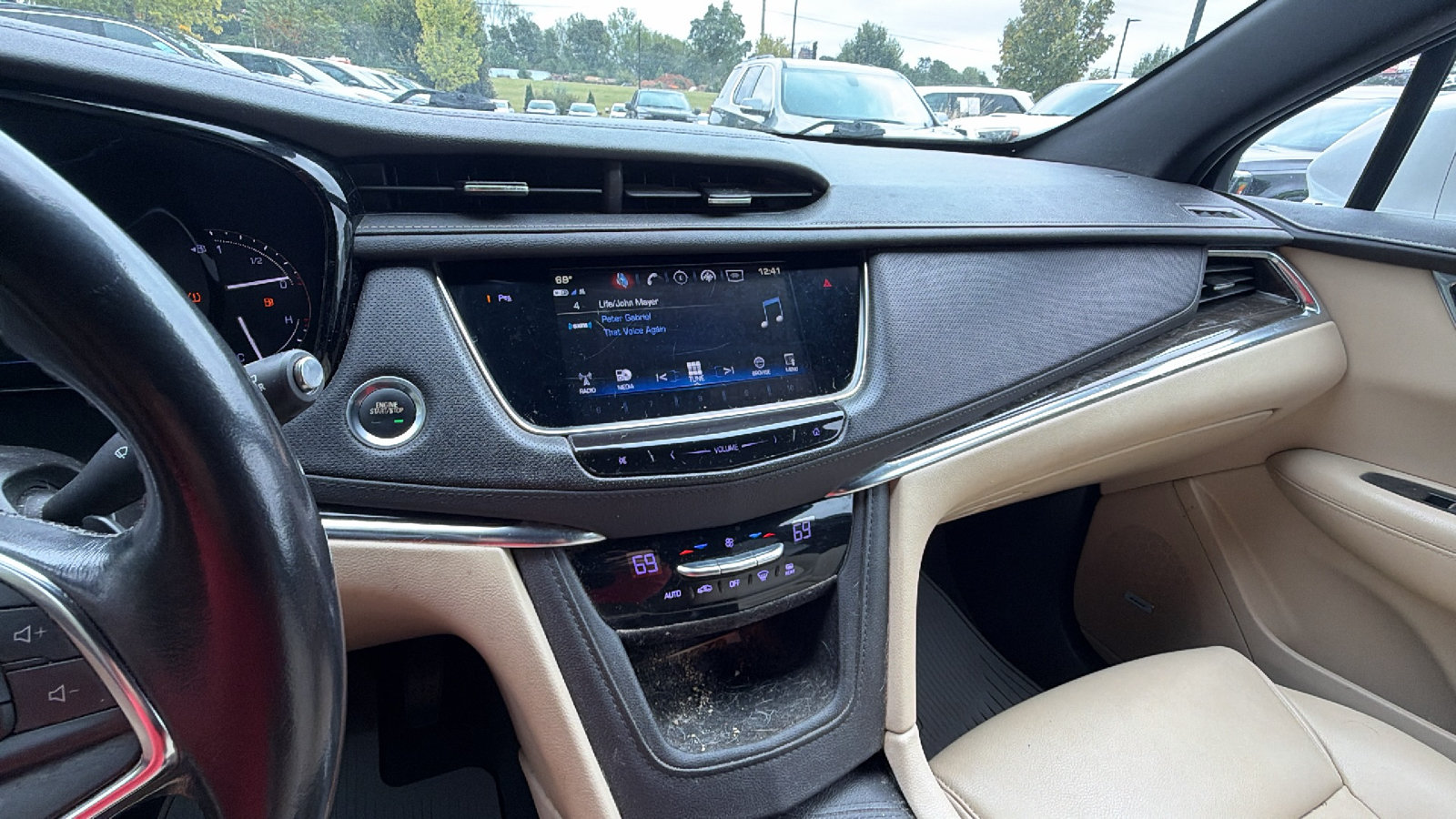 Used 2019 Cadillac XT5 FWD image 31