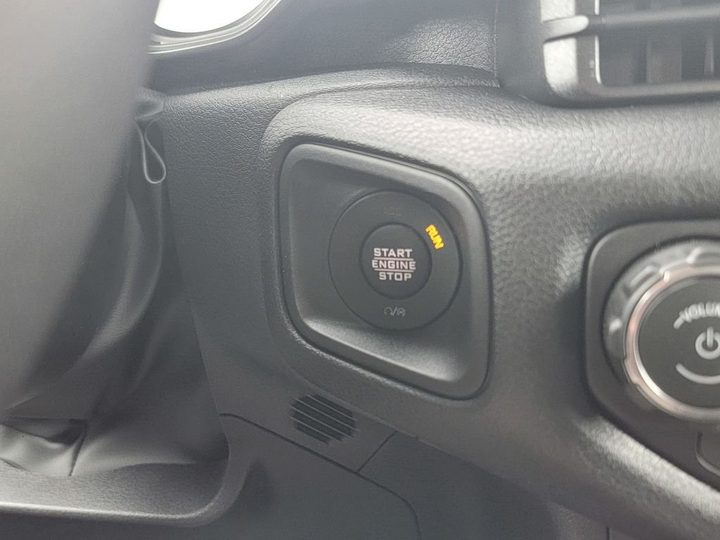 New 2026 Jeep Gladiator Sport AWD/4WD image 19