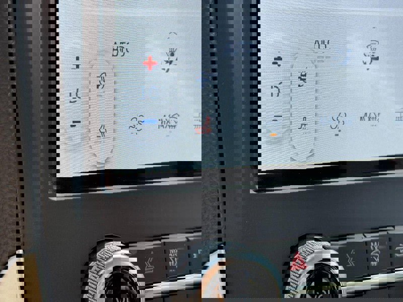 Used 2023 Ford Edge ST-Line AWD/4WD image 20