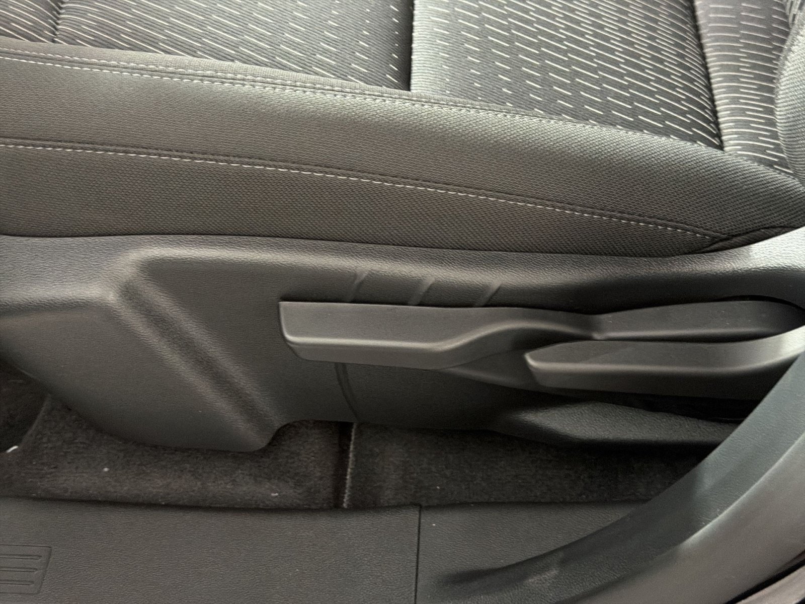 New 2027 Chevrolet Equinox LT FWD image 14
