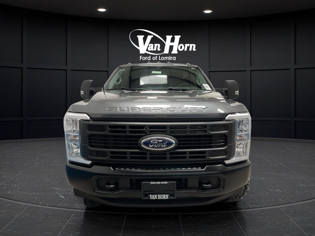 Used 2025 Ford F350 XL w/ XL Off-Road Package AWD/4WD image 2