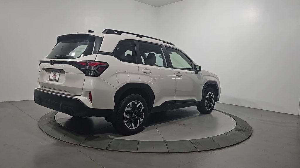Certified 2025 Subaru Forester w/ Convenience Package #2 image 6