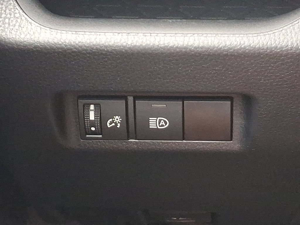 Certified 2023 Toyota RAV4 LE AWD/4WD image 23