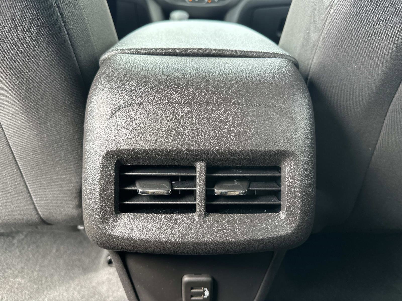 Certified 2024 Chevrolet Equinox LT w/ LPO, Floor Liner Package FWD image 13