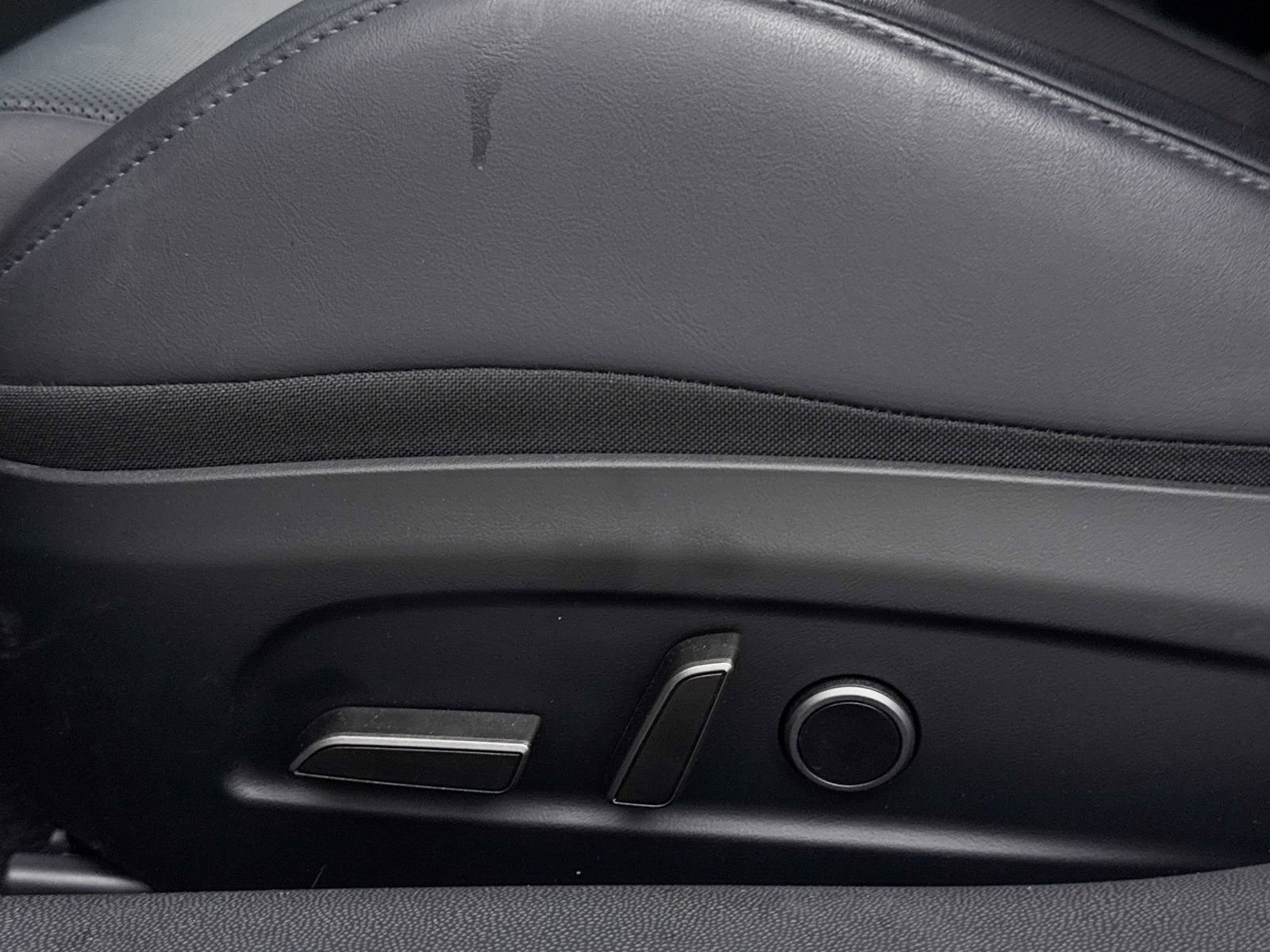 Used 2024 Tesla Model 3 Performance image 28