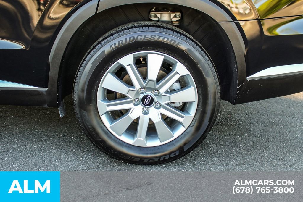 Used 2025 Hyundai Palisade SEL FWD image 16