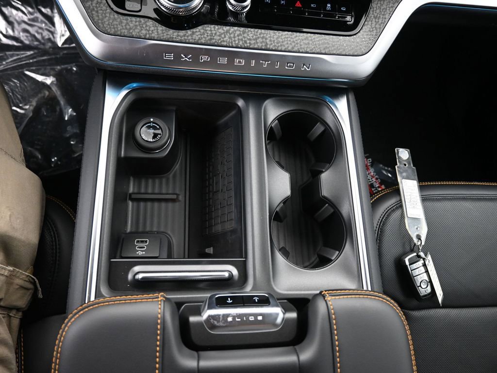 New 2025 Ford Expedition Tremor image 31