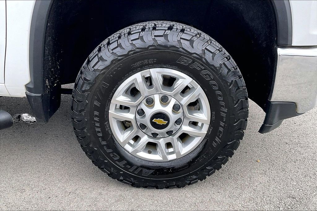 Used 2020 Chevrolet Silverado 2500 LT AWD/4WD image 10