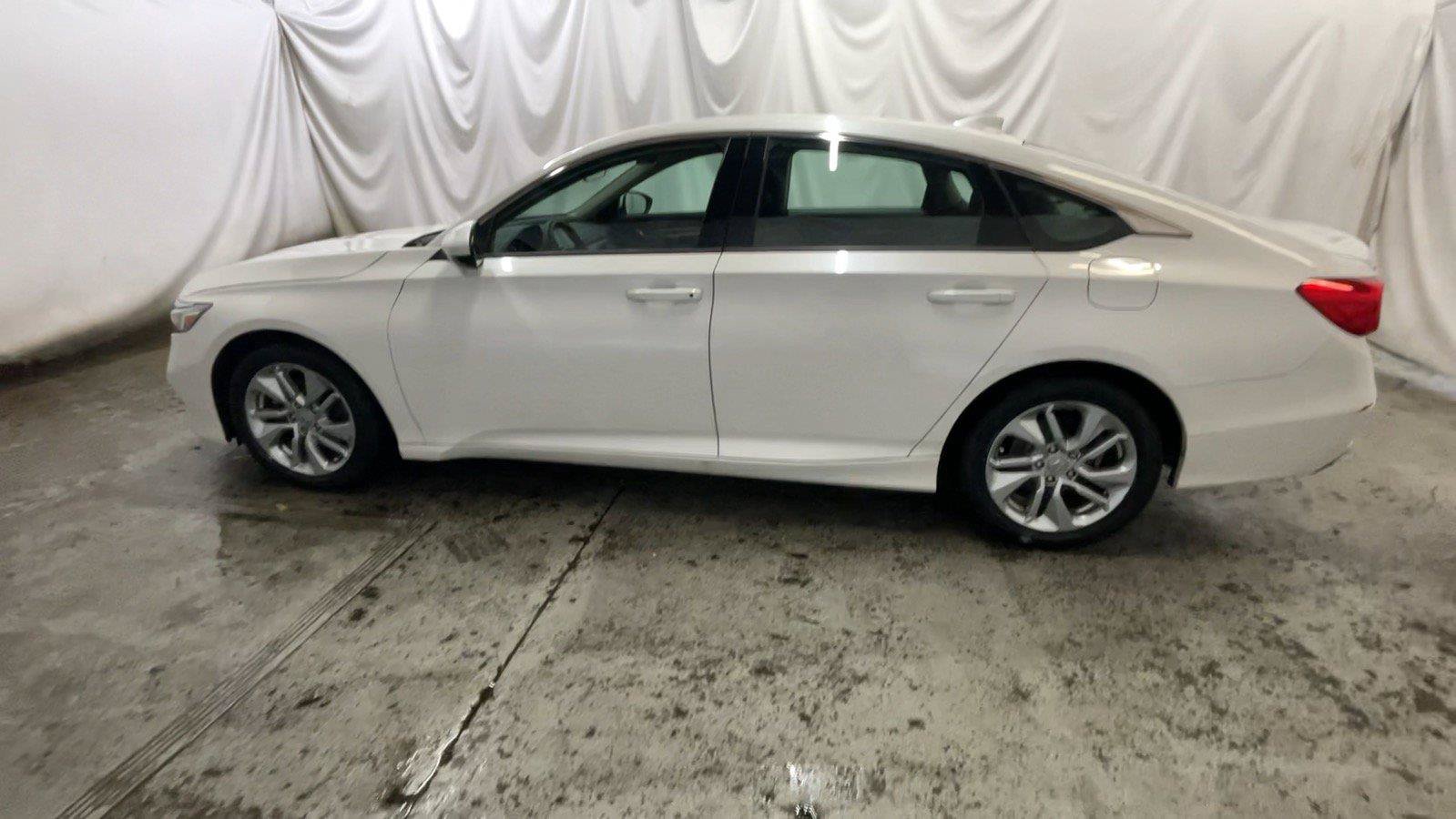 Used 2019 Honda Accord LX image 14