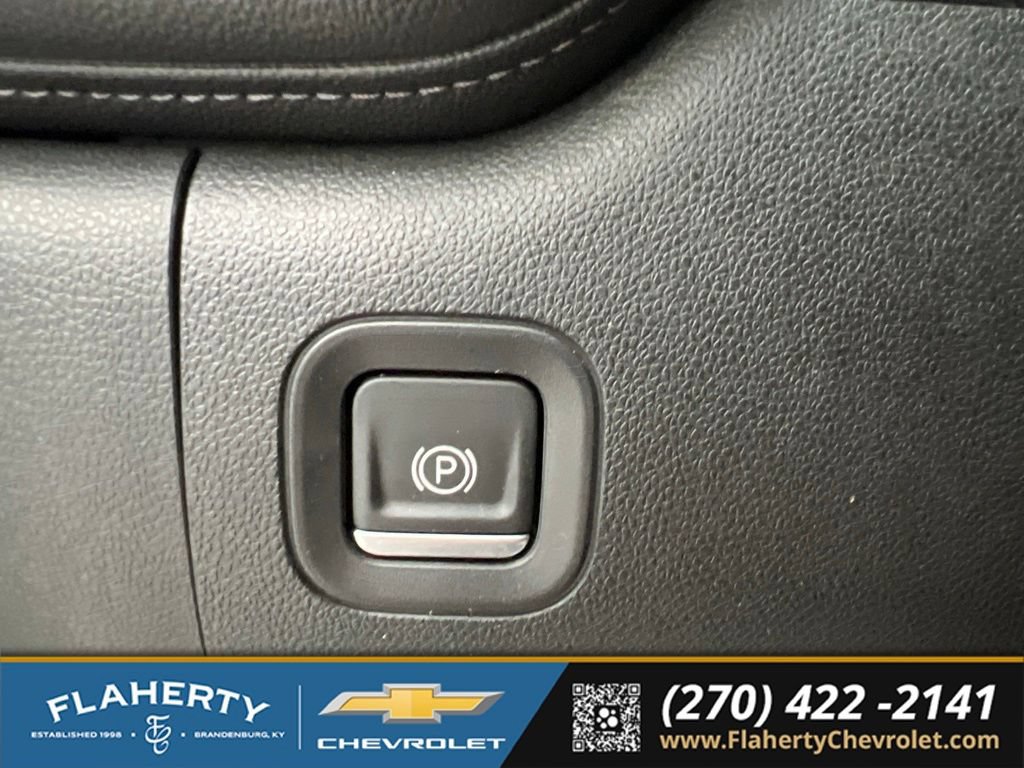 Used 2021 Chevrolet Silverado 1500 LT Trail Boss w/ Bed Protection Package AWD/4WD image 22