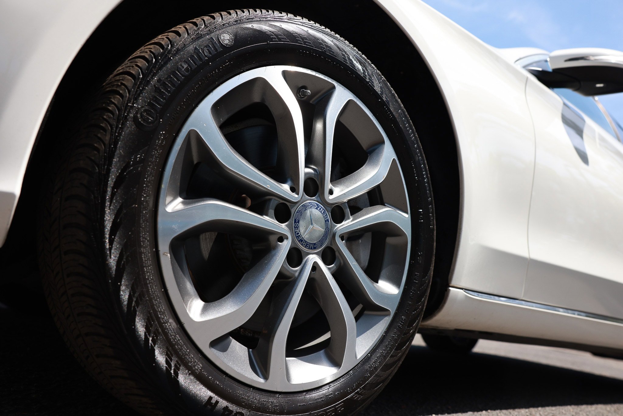 Used 2016 Mercedes-Benz C 300 4MATIC Sedan image 35