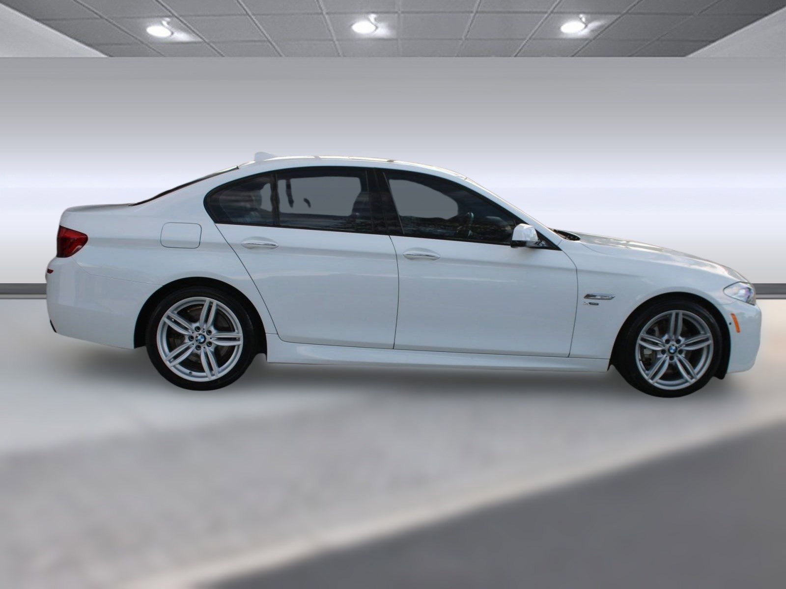 Used 2012 BMW 550i xDrive 550i xDrive image 8