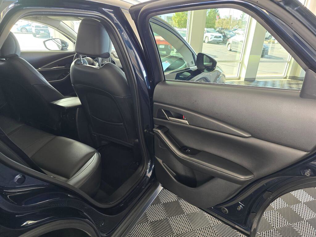 Used 2024 MAZDA CX-30 AWD 2.5 S w/ Select Sport Pkg image 39