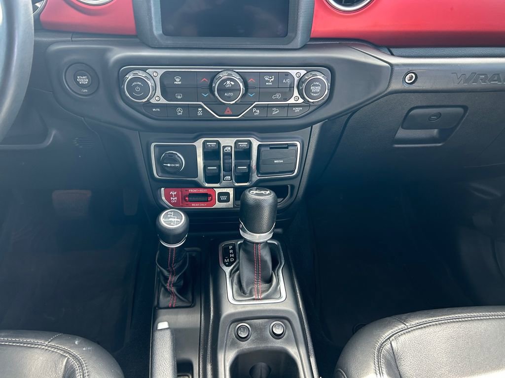 Used 2018 Jeep Wrangler Unlimited Rubicon AWD/4WD image 13