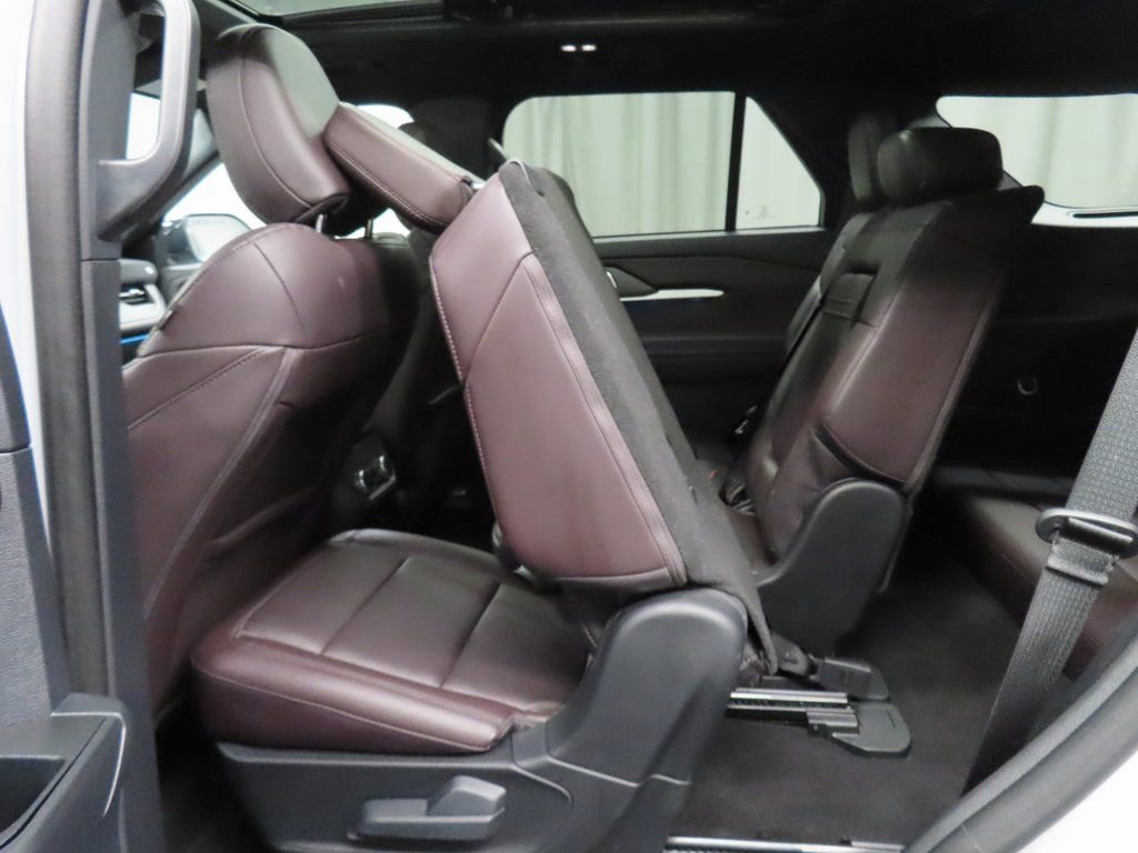 Used 2025 Ford Explorer Platinum image 53