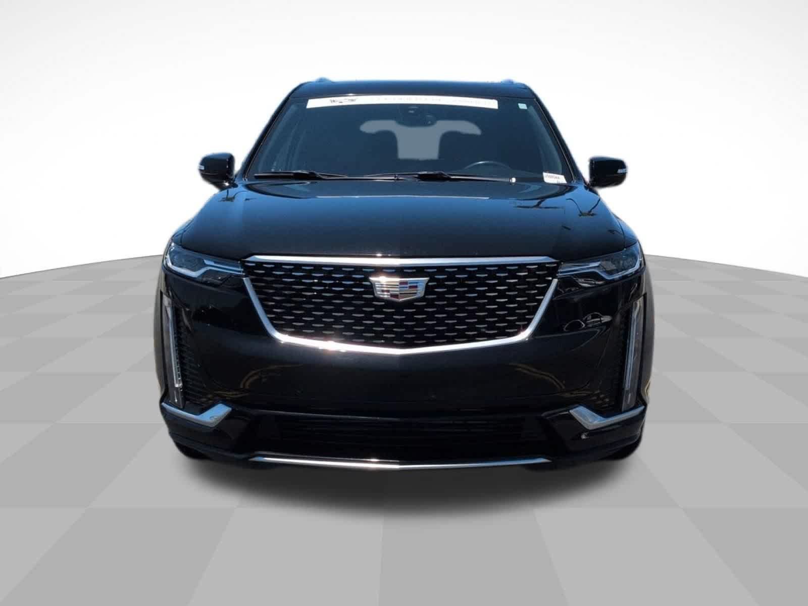 Certified 2023 Cadillac XT6 Luxury FWD image 2