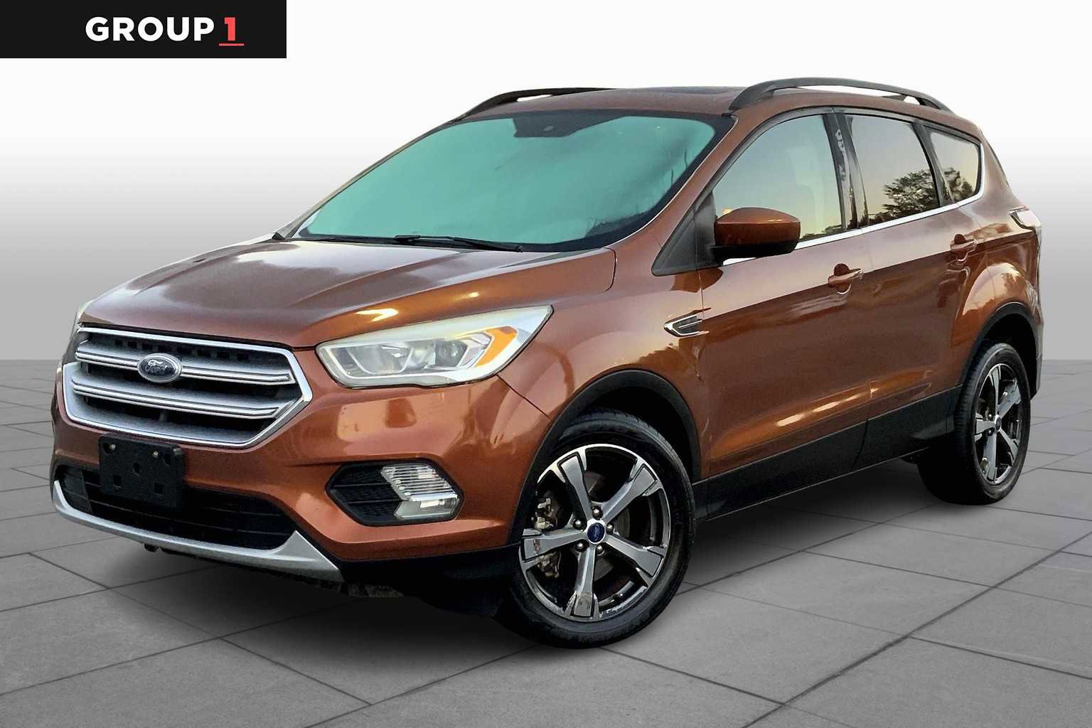 Used 2017 Ford Escape SE w/ SE Leather Comfort Package