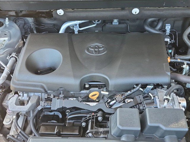 Used 2024 Toyota RAV4 XLE w/ Convenience Package FWD image 22