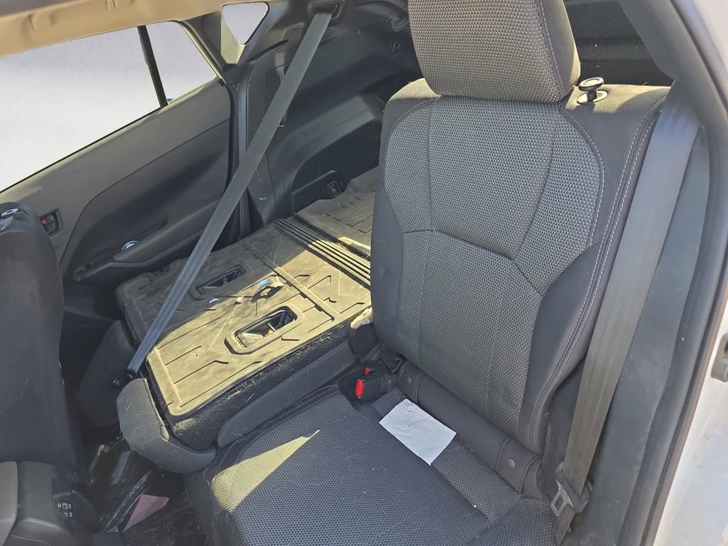 Used 2024 Subaru Crosstrek 2.0i Premium image 13