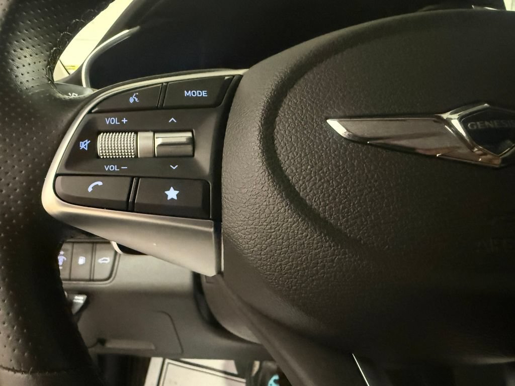 Used 2023 Genesis G70 3.3T AWD/4WD image 32