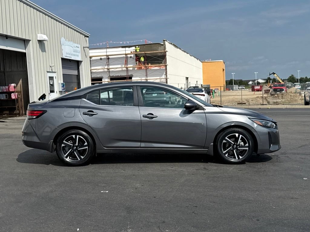 Used 2025 Nissan Sentra SV w/ All-Weather Package FWD image 5