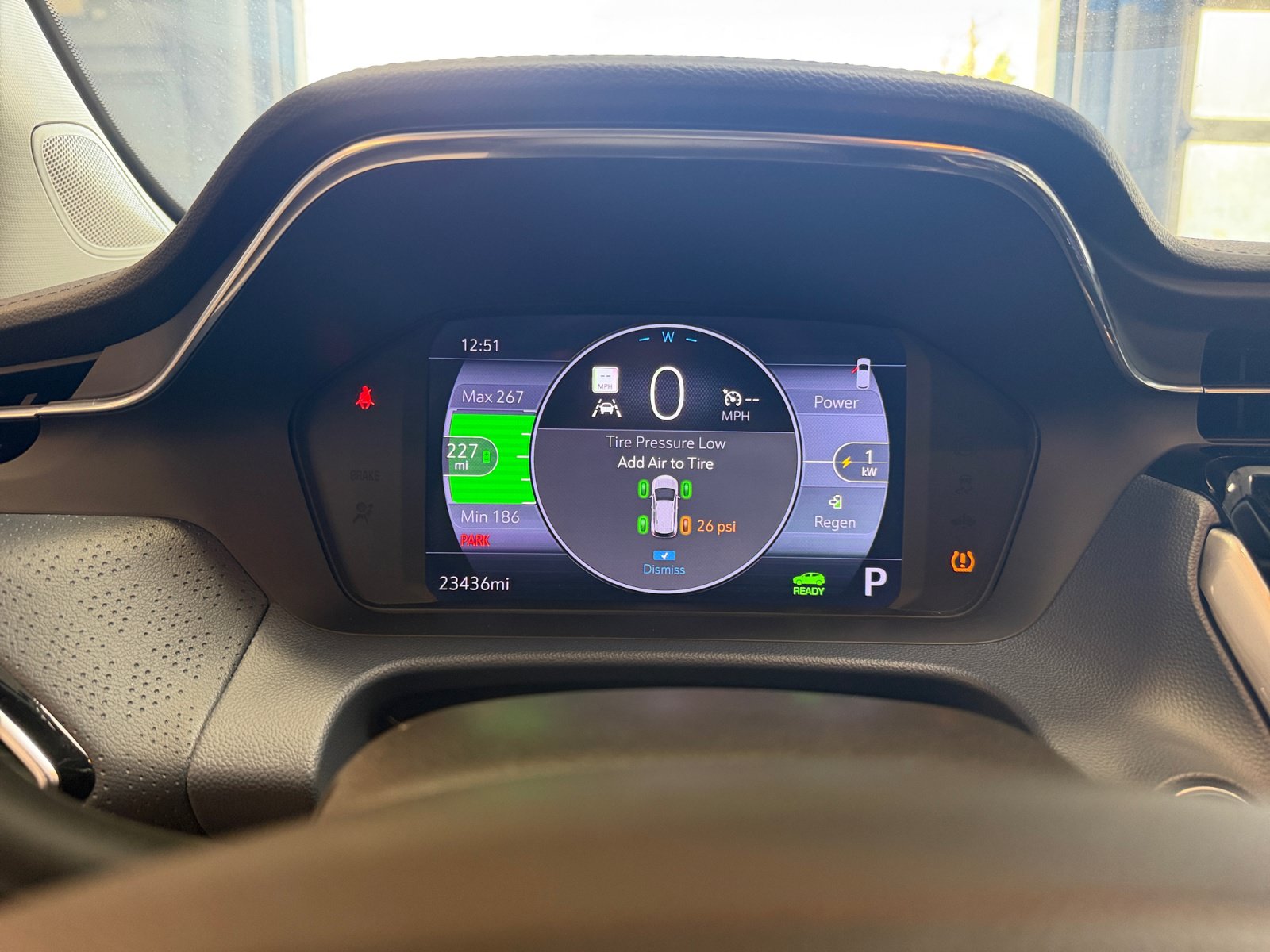 Used 2022 Chevrolet Bolt EUV Premier w/ Sun & Sound Package FWD image 7