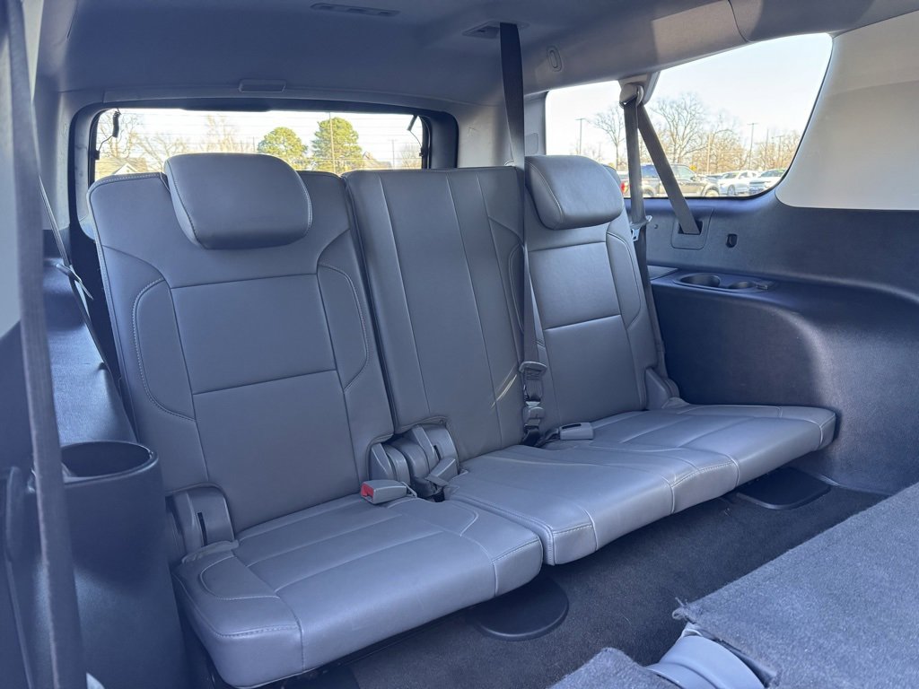 Used 2018 Chevrolet Suburban LT image 22
