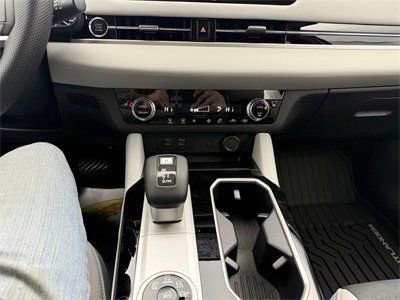 New 2026 Mitsubishi Outlander SE image 22