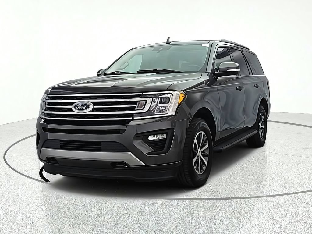 Used 2020 Ford Expedition XLT w/ Equipment Group 201A AWD/4WD image 2