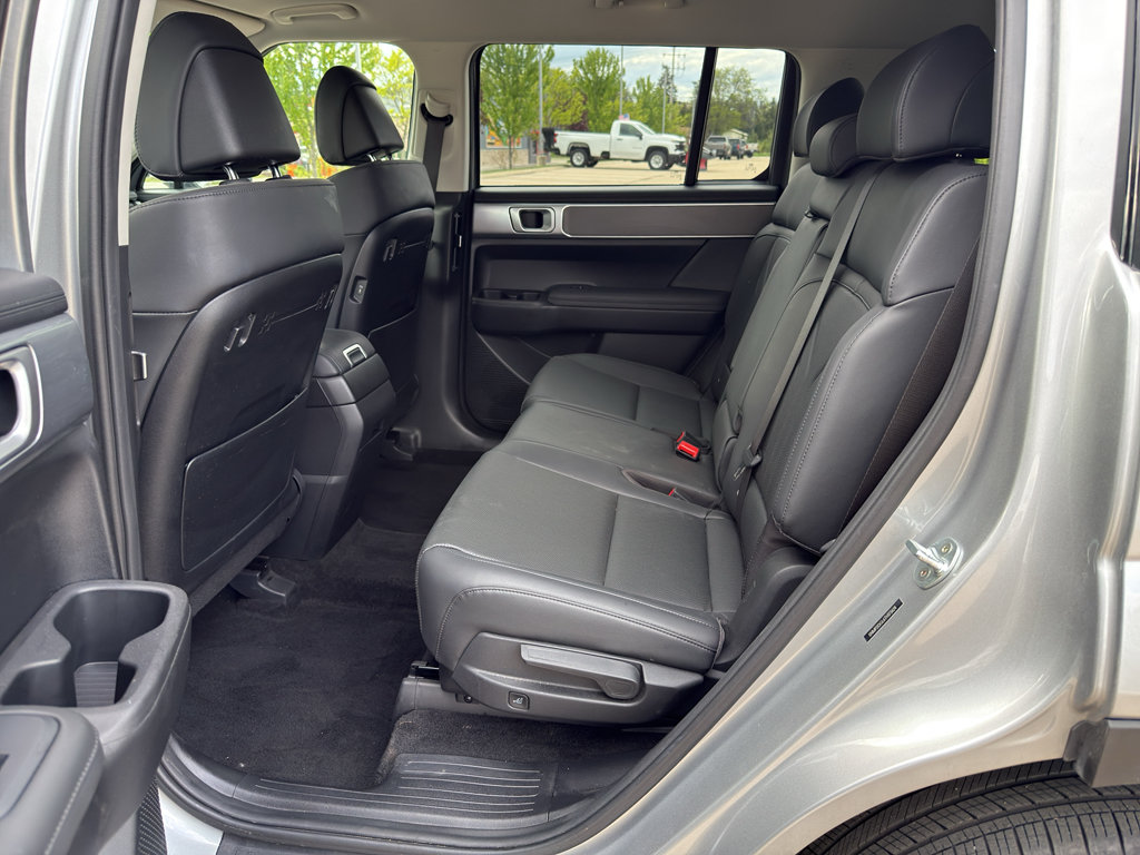 Used 2026 Hyundai Santa Fe SEL AWD/4WD image 28
