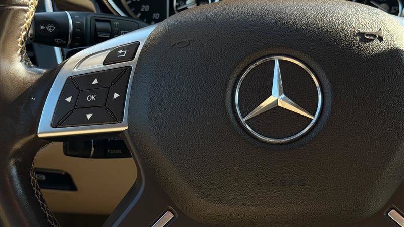 Used 2015 Mercedes-Benz GL 450 4MATIC image 30