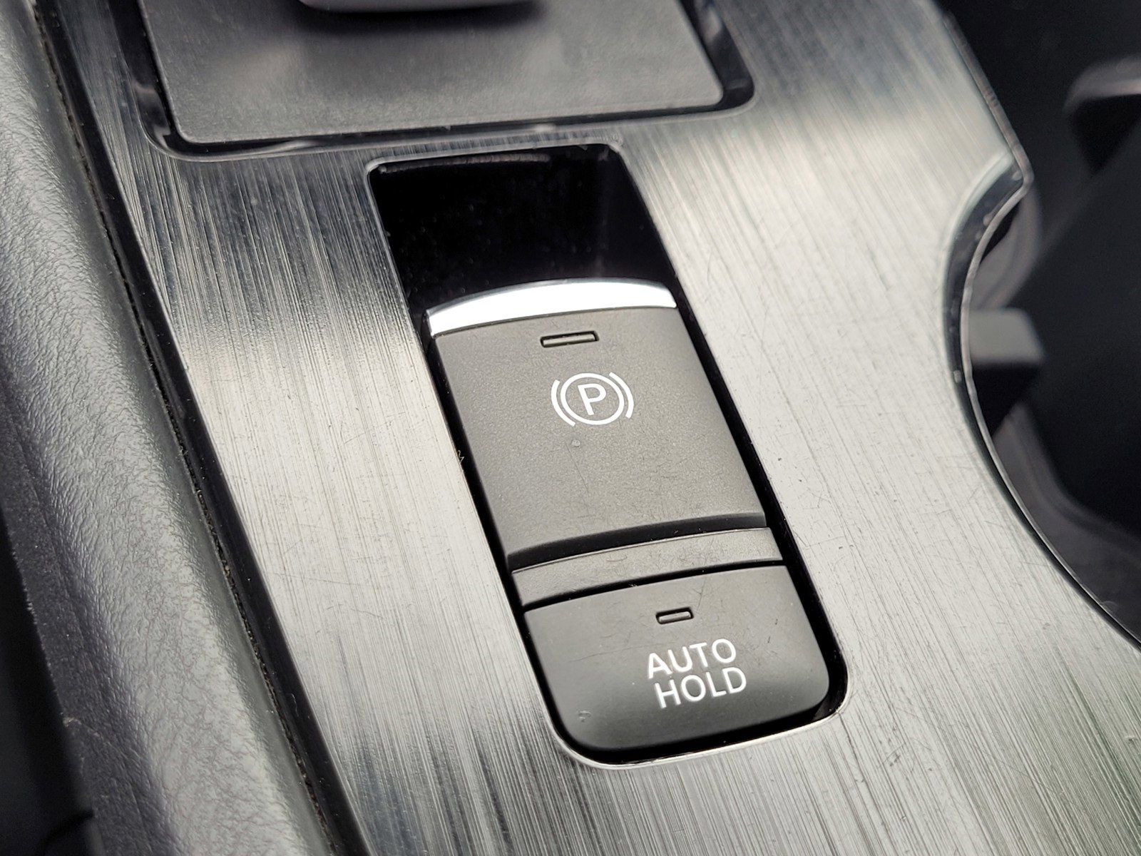 Used 2023 Nissan Rogue SV image 23