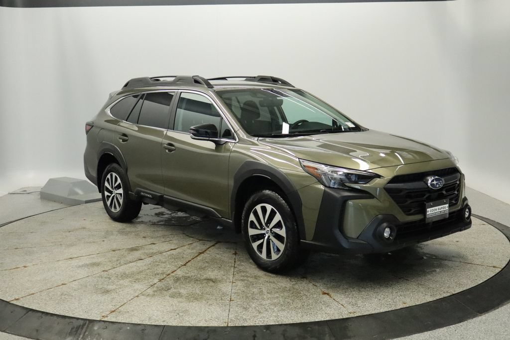 Used 2025 Subaru Outback Premium AWD/4WD image 10