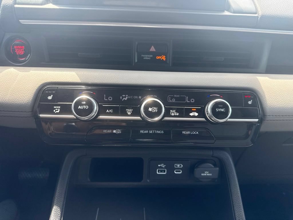 Used 2023 Honda Pilot EX-L image 12