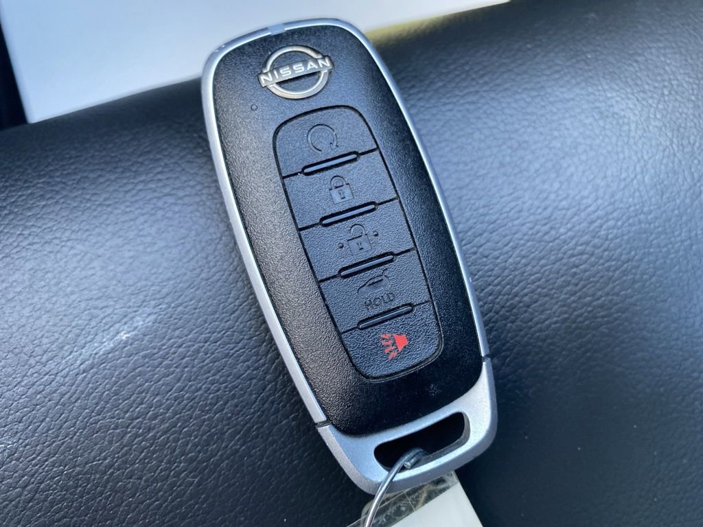 Used 2023 Nissan Rogue SL w/ SL Premium Package image 33