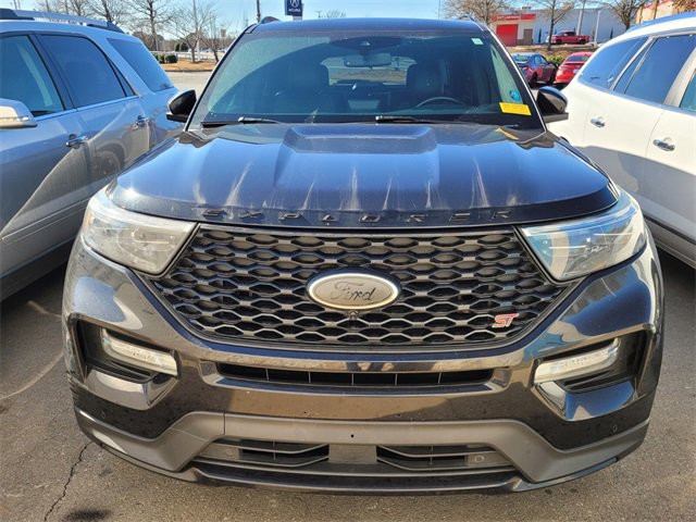 Used 2020 Ford Explorer ST w/ ST Street Pack image 2