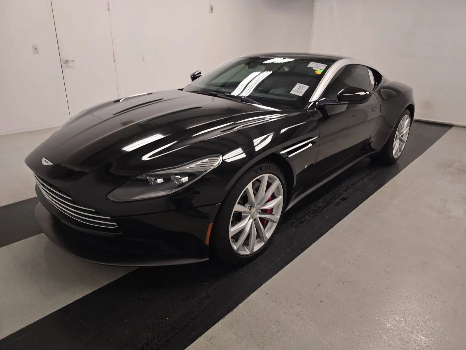 Used 2018 Aston Martin DB11 V12