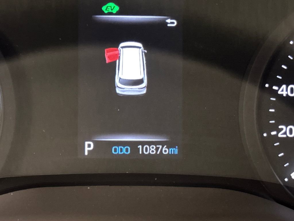 Used 2024 Toyota Sienna XLE FWD image 34